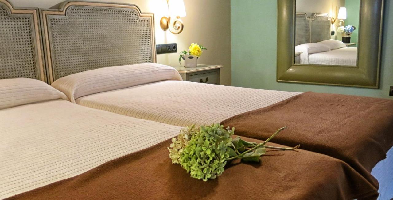 Hotel Valle Del Silencio San Esteban de Valdueza ภายนอก รูปภาพ